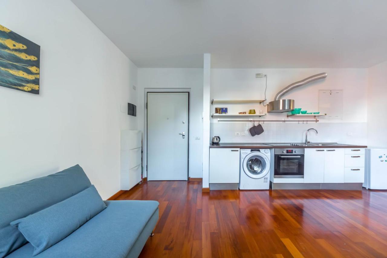 Cozy Flat 500M From Affori Fn! Apartment Milano Exterior foto